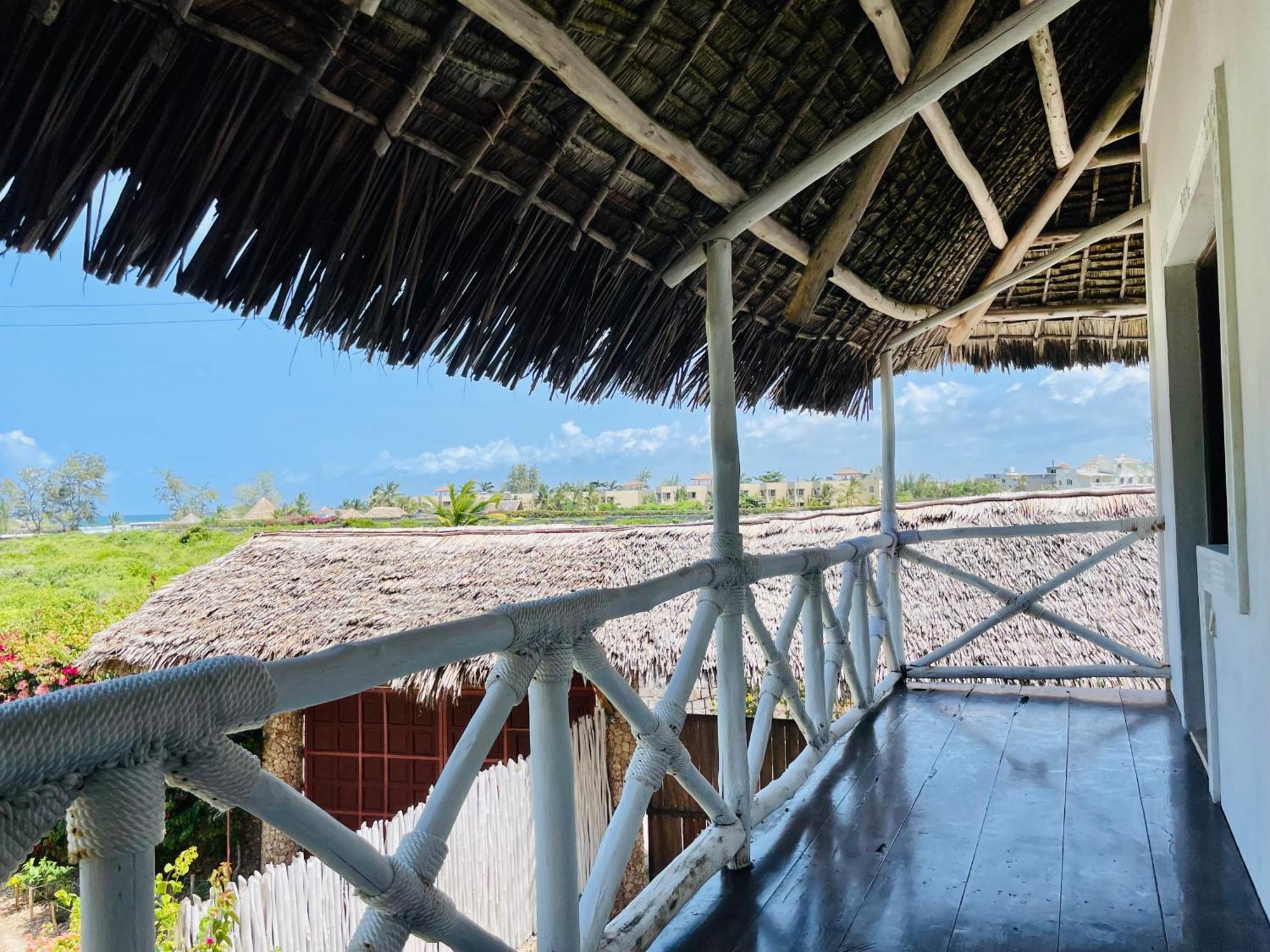 Nyumba Ya Afrika Bed & Breakfast Watamu Ngoại thất bức ảnh