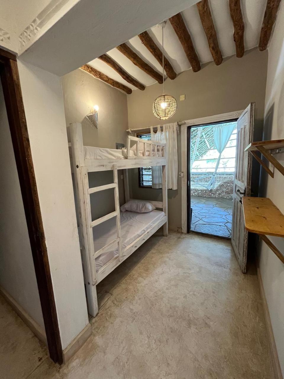 Nyumba Ya Afrika Bed & Breakfast Watamu Ngoại thất bức ảnh
